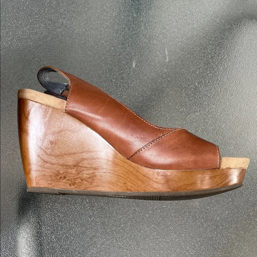 Dr. Scholl's Tan Leather Wedge Sandals - Picture 2 of 12